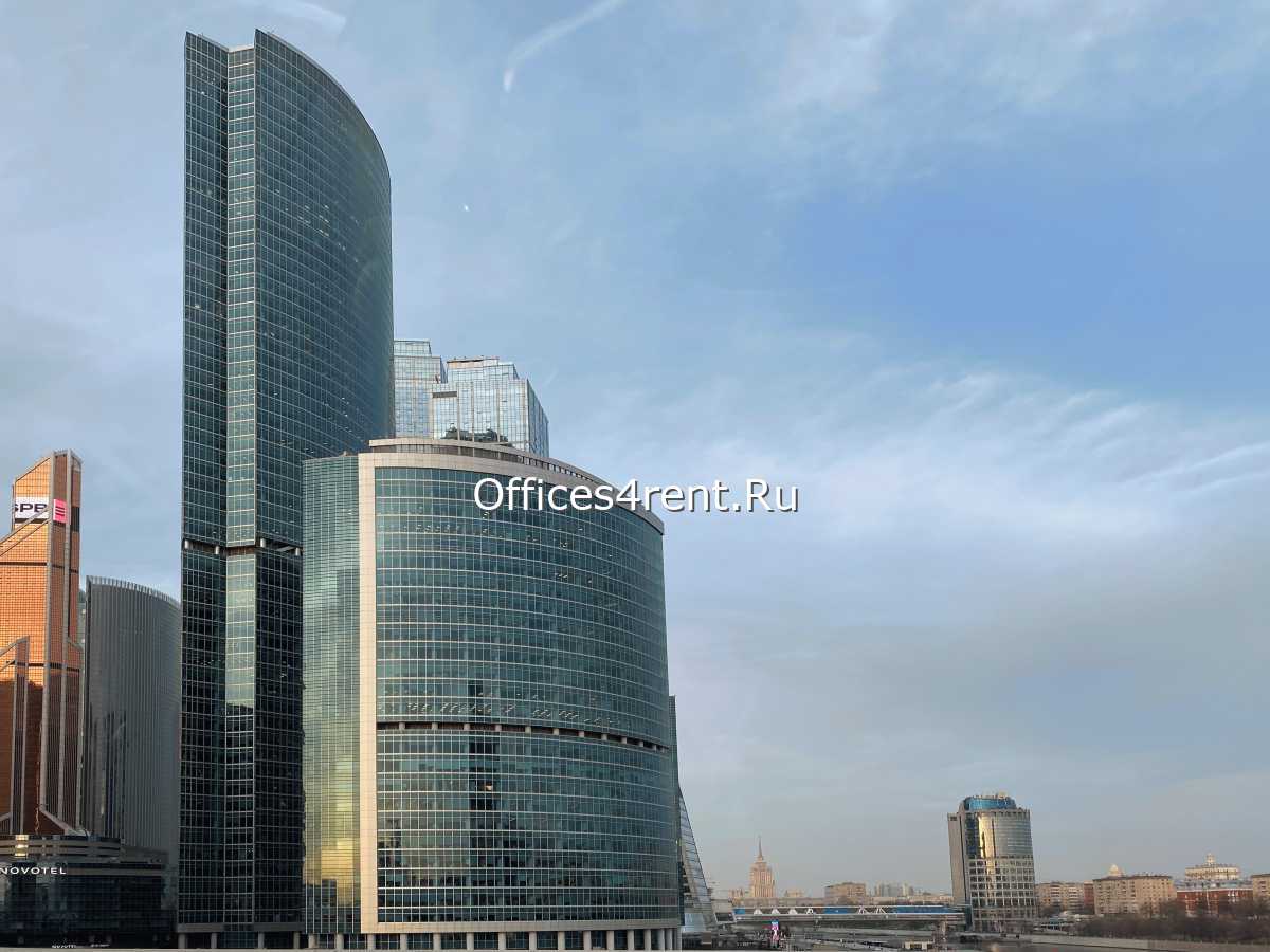 Иллюстрация к тексту Что важнее при аренде офиса в Москве?